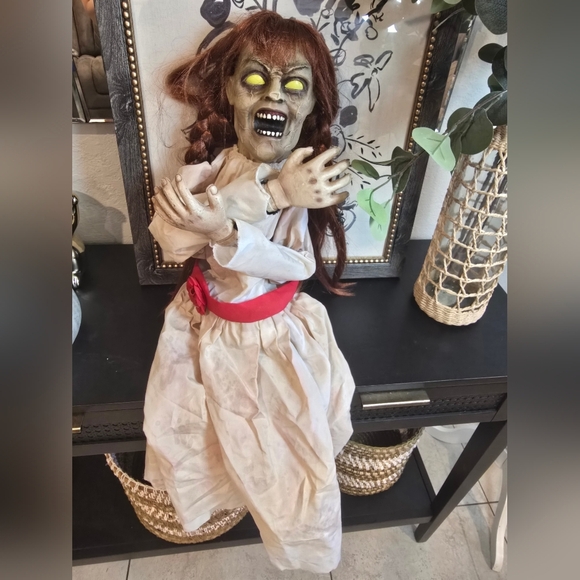32" Tall Grim Girl Doll Halloween Prop Motion-Activated Spooky Creepy Decoration - Picture 2 of 7